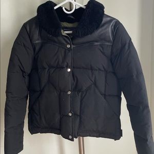 Penfield rockwool women’s black puffer jacket with leather trim and fur collar
